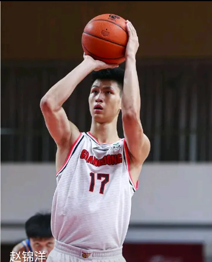 包含篮球职业联赛球员突破个人记录,表现亮眼的词条 包含篮球职业联赛球员突破个人记录,表现亮眼的词条