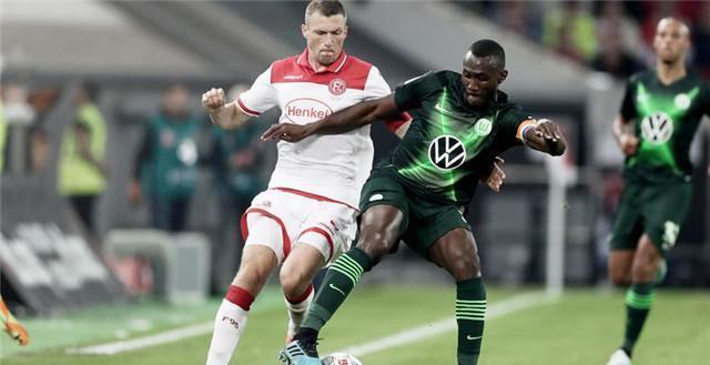 关于沃尔夫斯堡后防线安全系数高，稳守如铁的信息