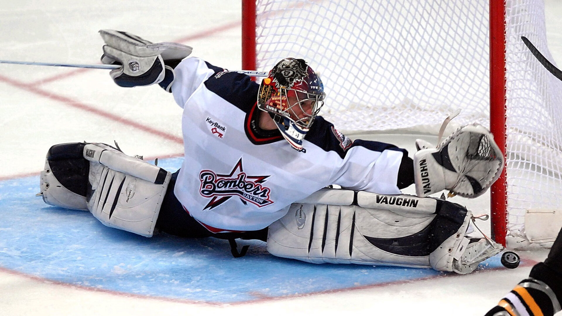 骑士血拼猛龙，福克斯成为关键先生